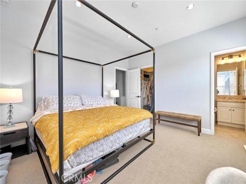 57  Statuary  , Irvine, CA