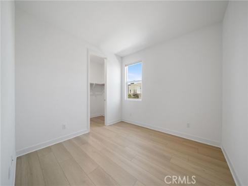 187  yugen  , Irvine, CA