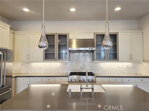 101  Newall  , Irvine, CA