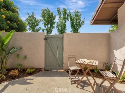 17  Oxford  28 , Irvine, CA