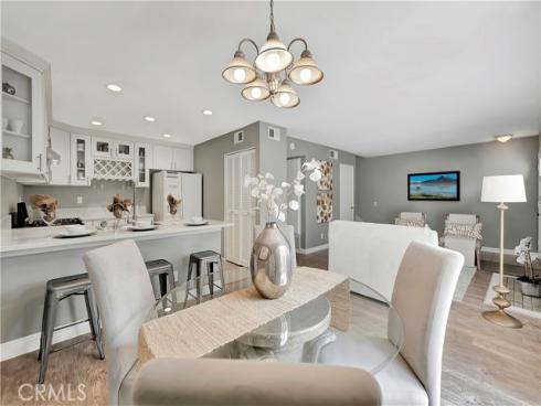 17  Oxford  28 , Irvine, CA