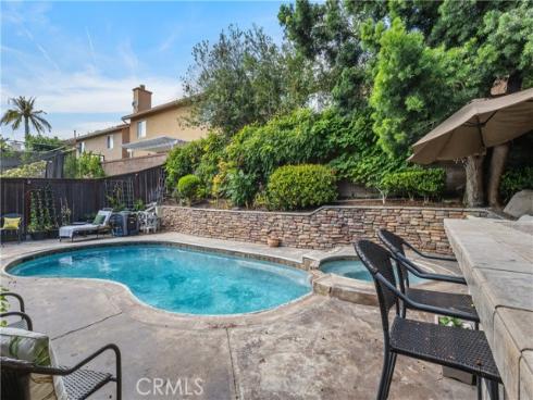 23  Red Coat   Place, Irvine, CA