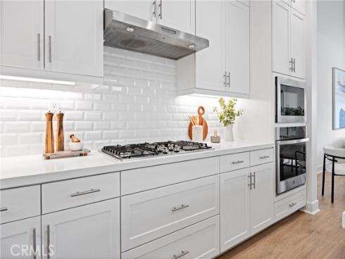 319  Novel  , Irvine, CA