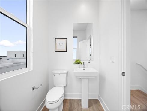 319  Novel  , Irvine, CA