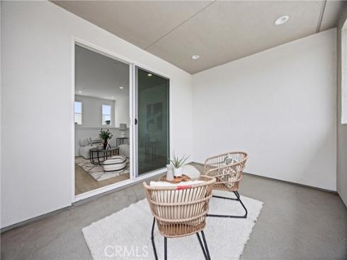 319  Novel  , Irvine, CA