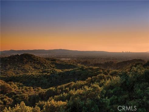 528  Fieldhouse  , Irvine, CA