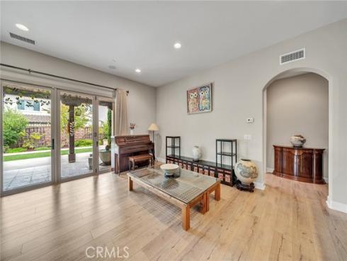 17  Lowland  , Irvine, CA