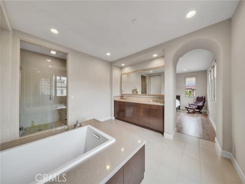 17  Lowland  , Irvine, CA