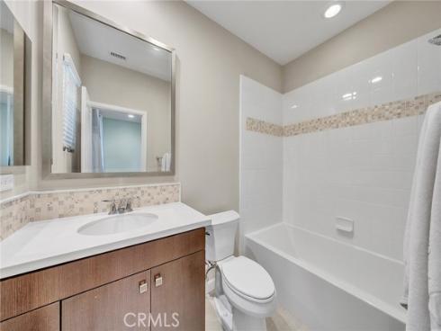 17  Lowland  , Irvine, CA