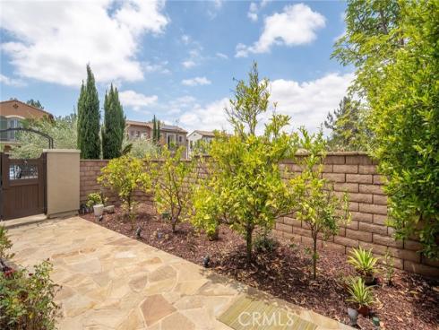 17  Lowland  , Irvine, CA