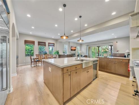 17  Lowland  , Irvine, CA