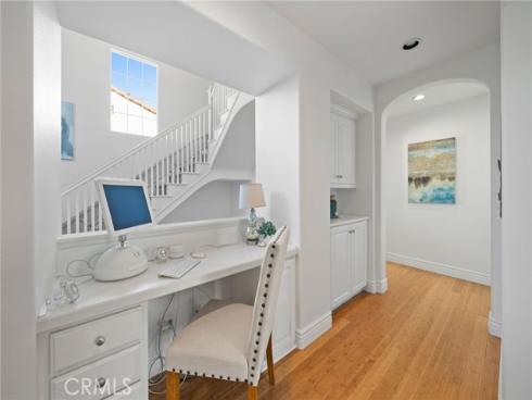 40  Waterspout  , Irvine, CA