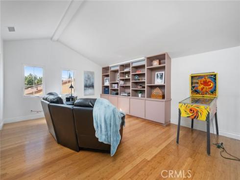 40  Waterspout  , Irvine, CA