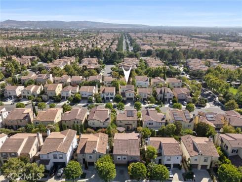 40  Waterspout  , Irvine, CA