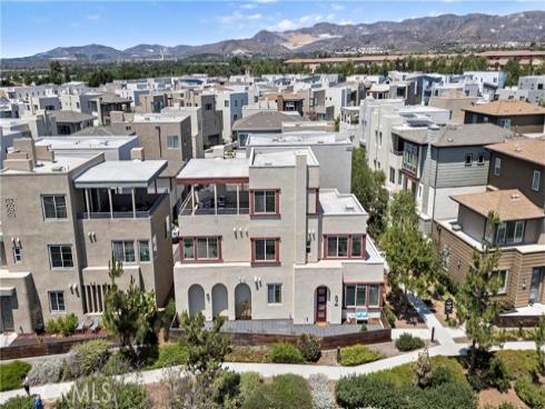 610  Cultivate  , Irvine, CA