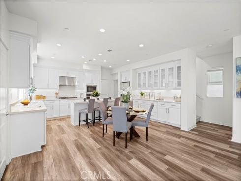 610  Cultivate  , Irvine, CA