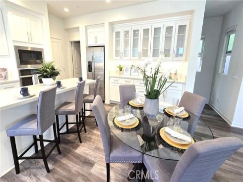 610  Cultivate  , Irvine, CA