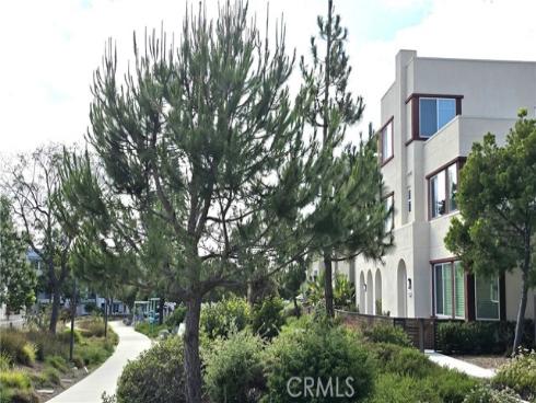 610  Cultivate  , Irvine, CA