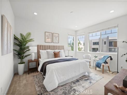 610  Cultivate  , Irvine, CA