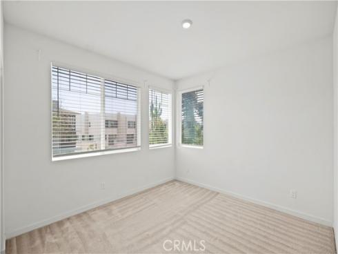 610  Cultivate  , Irvine, CA