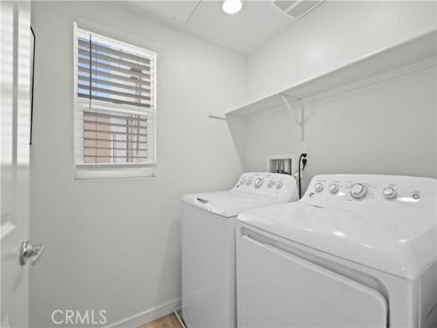 610  Cultivate  , Irvine, CA