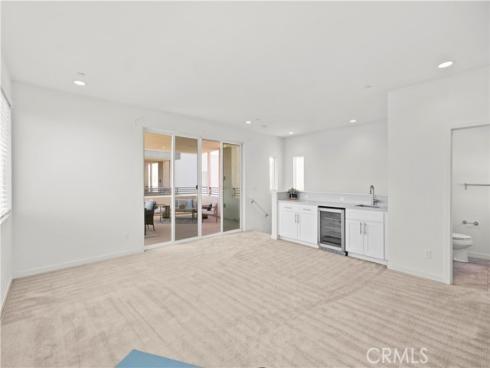 610  Cultivate  , Irvine, CA