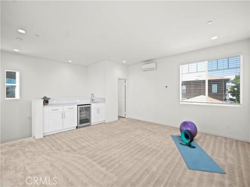 610  Cultivate  , Irvine, CA