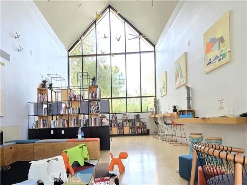 610  Cultivate  , Irvine, CA