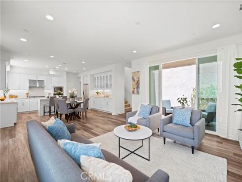 610  Cultivate  , Irvine, CA