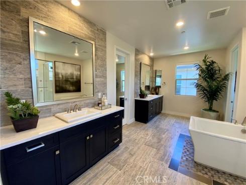 94  Swift  , Irvine, CA