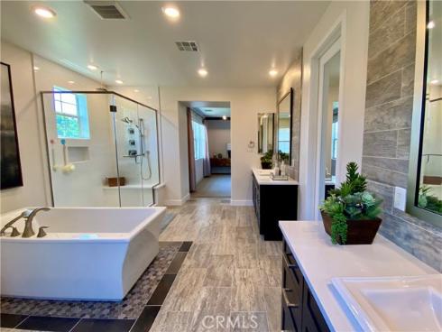 94  Swift  , Irvine, CA