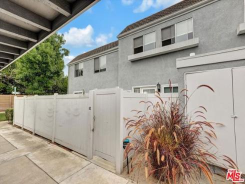 82  Eagle  43 , Irvine, CA