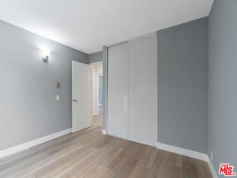 46  Eagle  , Irvine, CA