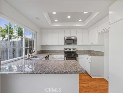 32  Goldenbush  , Irvine, CA