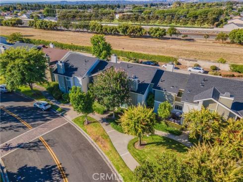 32  Goldenbush  , Irvine, CA