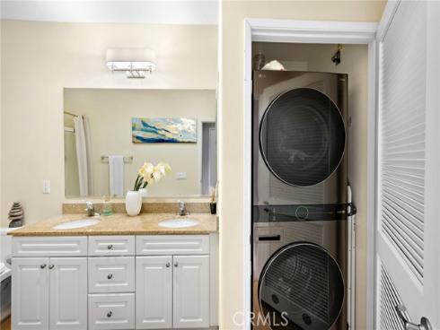 3247  Watermarke   Place, Irvine, CA