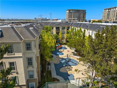 3247  Watermarke   Place, Irvine, CA