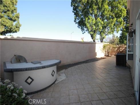 10 Laconia , Irvine, CA