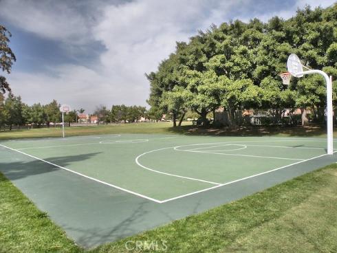 10 Laconia , Irvine, CA