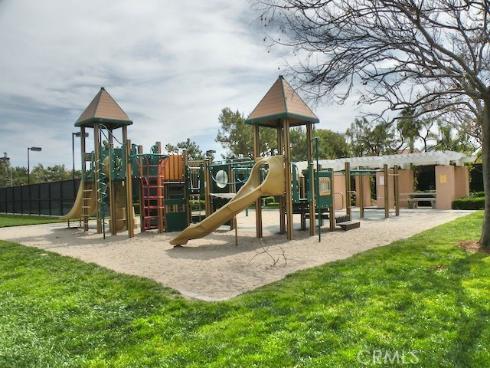 10  Laconia  , Irvine, CA