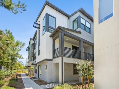 110  Fable  , Irvine, CA