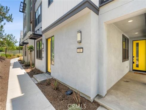 110  Fable  , Irvine, CA