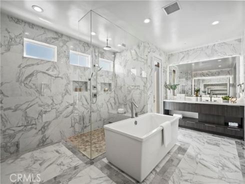 55  Hartman  , Irvine, CA