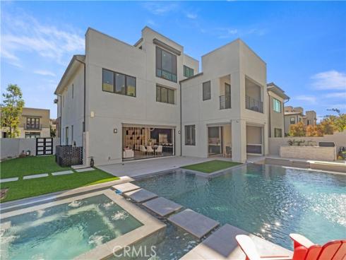 55  Hartman  , Irvine, CA