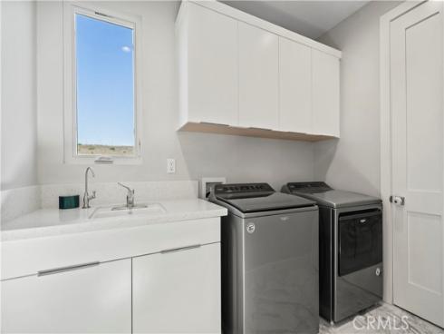 55  Hartman  , Irvine, CA