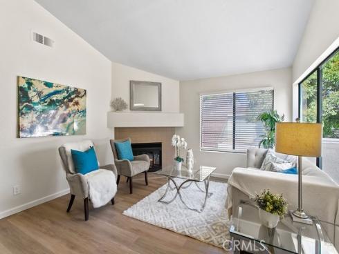 424  Deerfield  172  Avenue, Irvine, CA