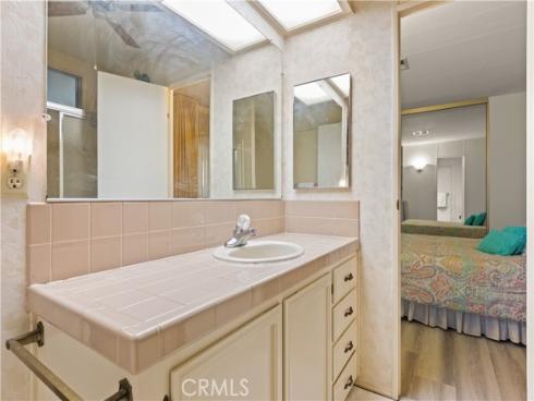 5200  Irvine  469  Boulevard, Irvine, CA