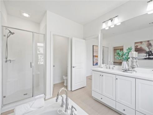 157  Rodeo  , Irvine, CA