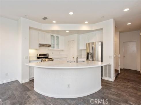 31  Poppy  50 , Irvine, CA