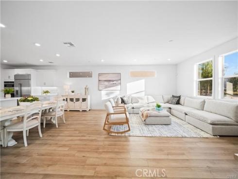 205  Culture  , Irvine, CA